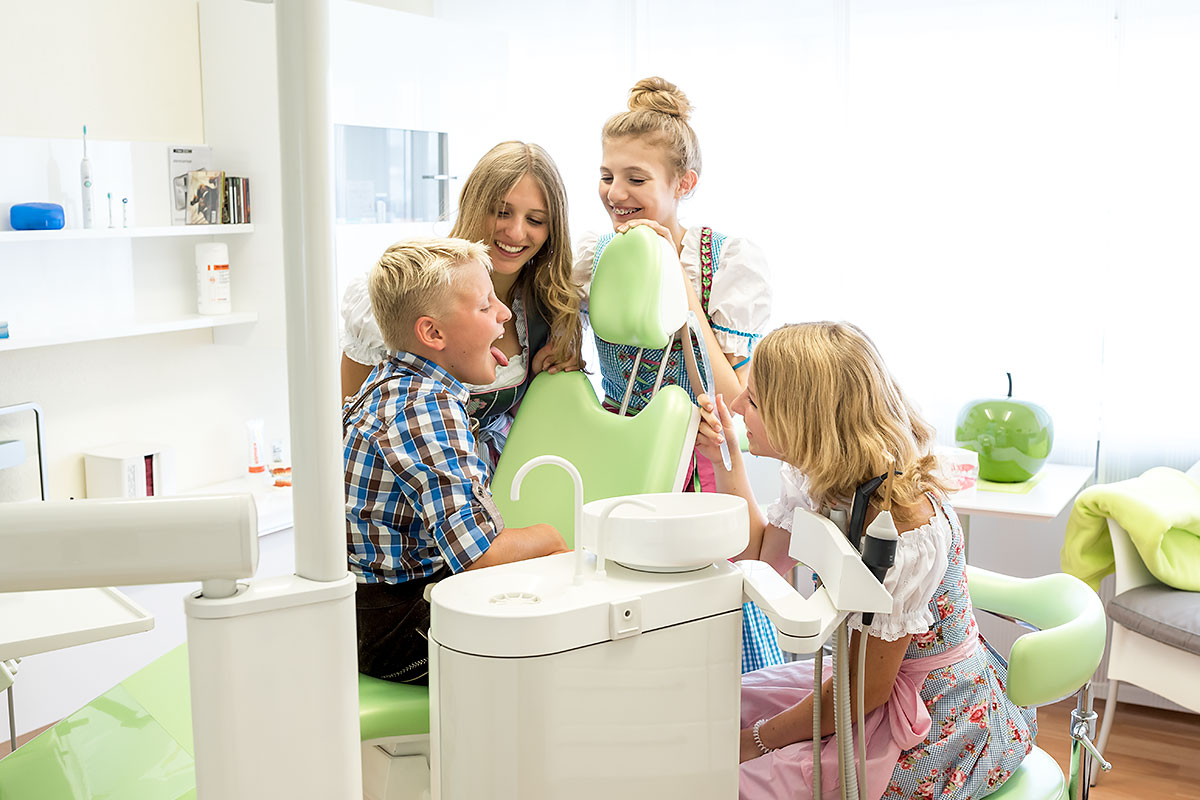 Prophylaxe / Professionelle Zahnreinigung Vorsorge Zahnpflege PZR | Dr. med. dent. Jeannette Vaje - praxis für zahnheilkunde am ammersee - www.zahnheilkunde-am-ammersee.de